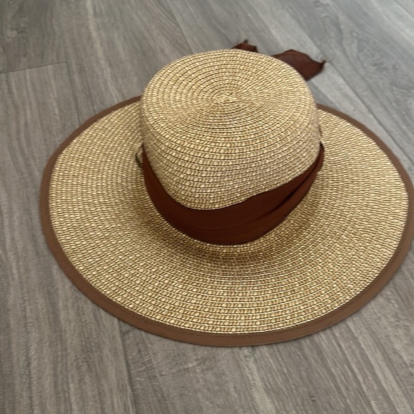 Summer hat - Picture 2 of 4